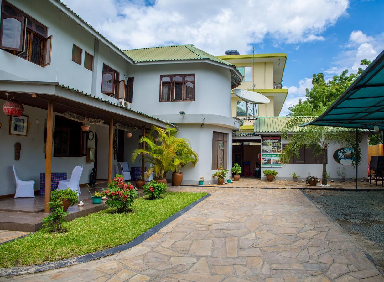 Saadani Tourist Center - Hostel Dar es Salaam Extérieur photo