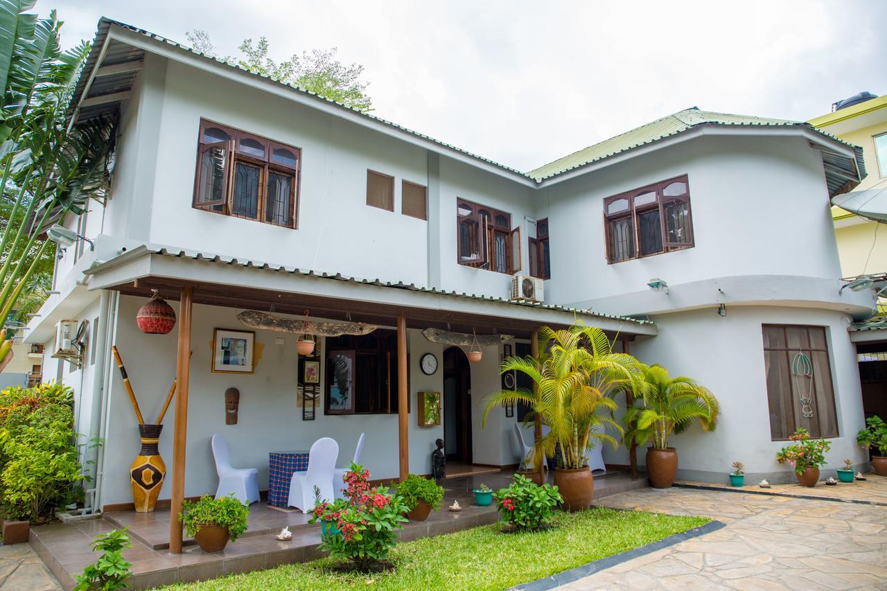 Saadani Tourist Center - Hostel Dar es Salaam Extérieur photo